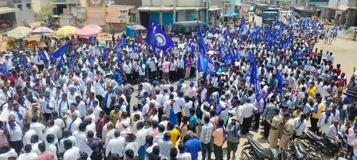 ಅವೈಜ್ಞಾನಿಕವಾಗಿರುವ ನಾಗಮೋಹನ್ ದಾಸ್ ವರದಿಯನ್ನು ಸರ್ಕಾರವು ತಕ್ಷಣವೇ ಕಸದ ಬುಟ್ಟಿಗೆ ಹಾಕಬೇಕು.